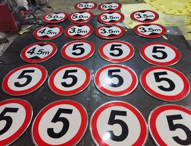 石家庄石家庄限速交通标牌厂家